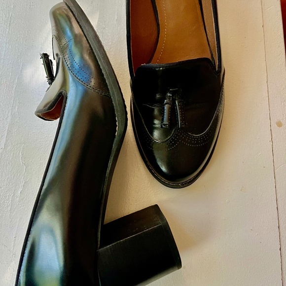 Clarks Block Heel Wingtips - Picture 1 of 5
